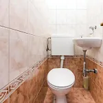 Apartman Lovely In *